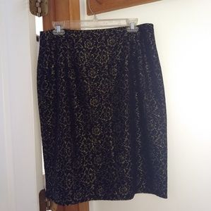 Vintage Jones New York black & gold lace pencil skirt